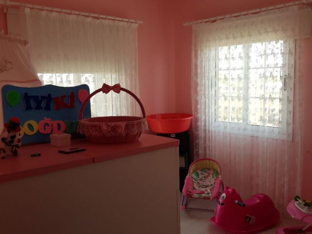 Flat For Sale in Balıkesir, Nicosia