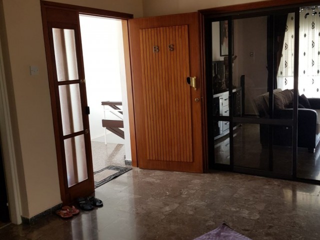 Flat For Sale in Balıkesir, Nicosia