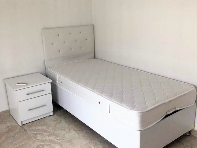 Flat To Rent in Karaoğlanoğlu, Kyrenia