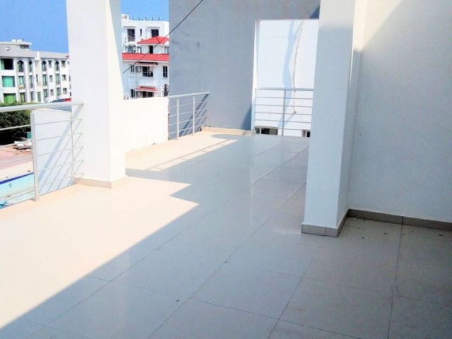 GIRNE MERKEZDE MUKEMMEL KONUMDA 2+1 PENTHOUSE YENI LIMAN CIVARINDA 0533-829-71-29