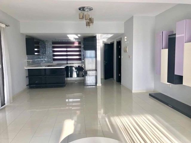 Mağusa'da satılık penthouse