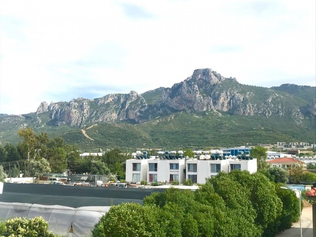 Flat For Sale in Karaoğlanoğlu, Kyrenia