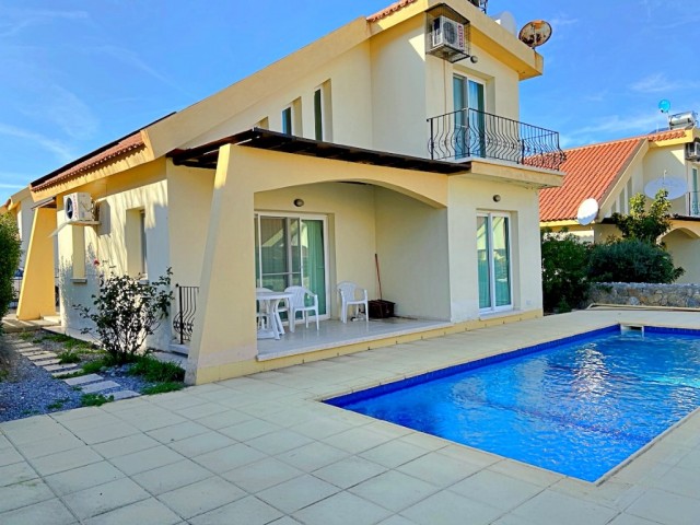 GIRNE KARSIYAKA , BEAUTIFUL DETACHED VILLA WITH POOL , CLOSE TO SEA , GARDEN , PARKING , FURNISHED , GREAT VALUE FOR MONEY 