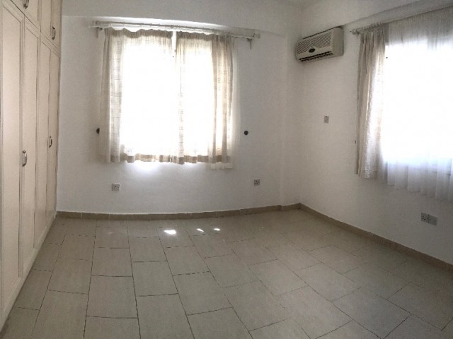 Flat For Sale in Girne Merkez, Kyrenia