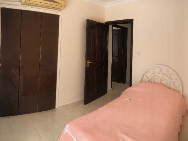 THE APARTMENT IS LOCATED IN THE CENTER OF KASKAR DISTRICT, WITH SUPER DECOR,NO COST, LARGE 3+2 APARTMENT , 135 M2, CREDIT CARD TEL : 0542 867 1000 ONER ** 