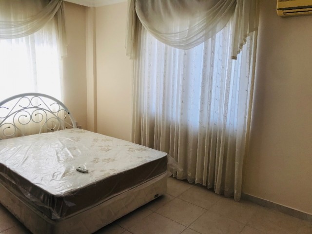 THE APARTMENT IS LOCATED IN THE CENTER OF KASKAR DISTRICT, WITH SUPER DECOR,NO COST, LARGE 3+2 APARTMENT , 135 M2, CREDIT CARD TEL : 0542 867 1000 ONER ** 