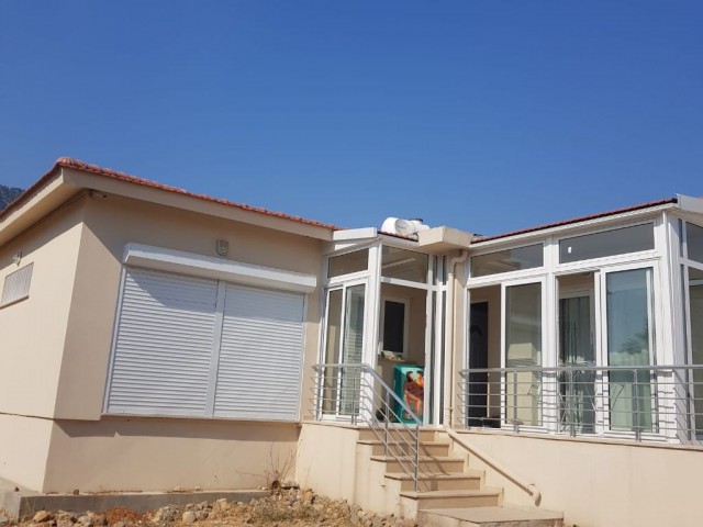 3 + 1 HOUSES FOR SALE ON A 4-ACRE PLOT IN KYRENIA KÖMÜRCÜ ** 