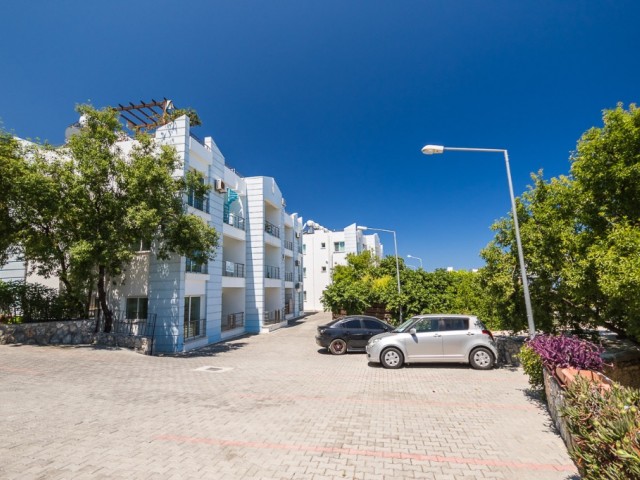 GIRNE LAPTA , GENIS 2+1 APARTMENT ,85 M2 ,LARGE BALCONY , SHARED POOL , PARKING , WITH VIEW ** 