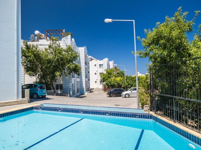 GIRNE LAPTA, GENIS 2+1 DAIRE, 85 M2, großer BALKON, Gemeinschaftspool, Parkplatz, Aussicht ** 