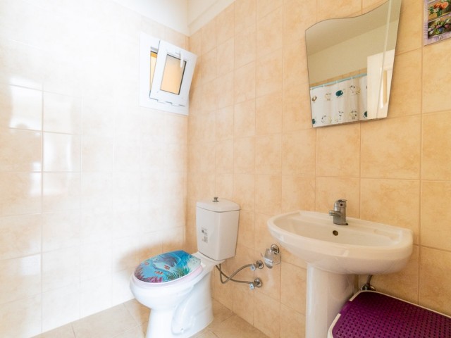 GIRNE ALSANCAK , POOLSIDE , SPACIOUS 3+1 APARTMENT , CLOSE TO EVERYWHERE , PARKING , ESYALI ** 