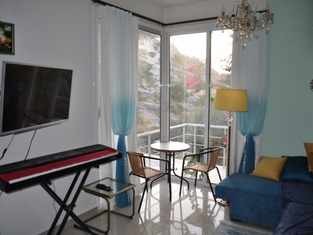 GIRNE-ALSANCAK , FULL FURNISHED 1+1 APARTMENT WITH SEA AND MOUNTAIN VIEWS, YOUR HUSBAND IS READY ** 