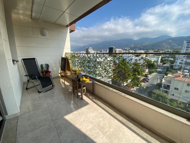 3+1 FULLY FURNISHED PENTHOUSE FOR RENT IN THE CENTER OF KYRENIA ** 