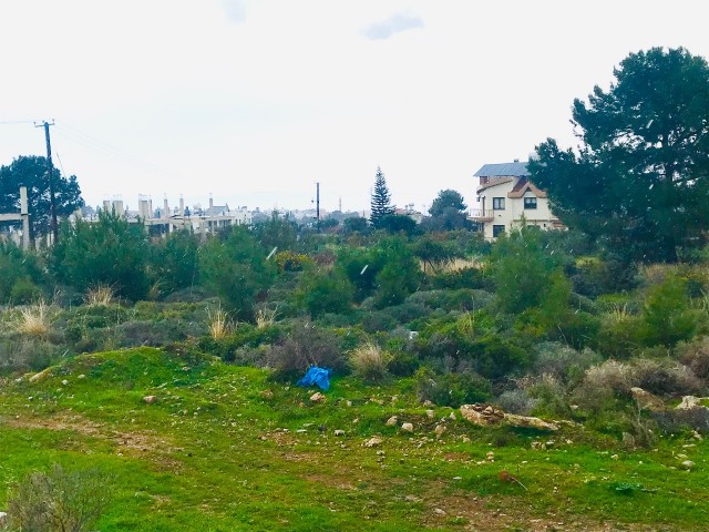 GIRNE CATALKOY, GRUNDSTÜCK MIT BLICK AUF SUPER DENIZ UND DAG, 1 DONUM, STRAßE , STROM, WASSER INFRASTRUKTUR BEREIT, TEL: 0542 8671000 ** 