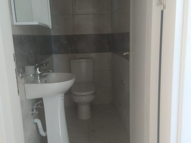 GİRNE LAPTA'DA SATILIK 3+1 APARTMAN DAİRE