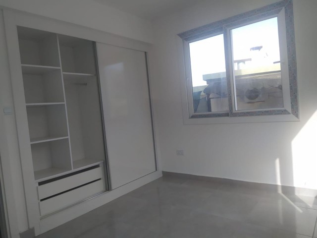 GİRNE LAPTA'DA SATILIK 3+1 APARTMAN DAİRE