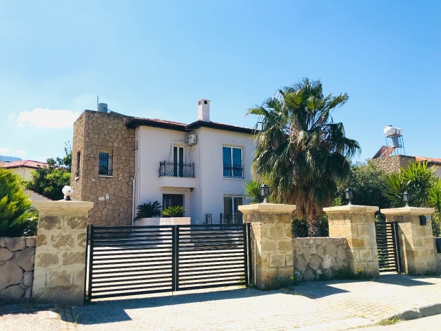 Villa For Sale in Çatalköy, Kyrenia