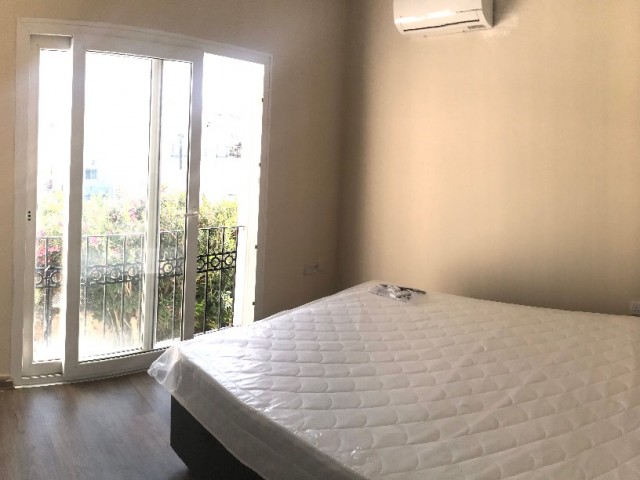 GIRNE CATALKOY  , MUSTAKIL HAVUZLU VILLA , SUPER MANZARALI ,  ELEXUS HOTEL KARSISI , GIRNE 15 DK. , 3/4 YATAK ODALI ,  250M2