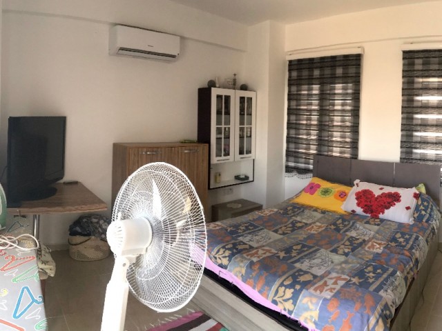 GIRNE TATLISU , MUSTAKIL BUNGALOW VILLA , DENIZ VE DAG MANZARALI , DENIZE 200M , 3 YATAK ODALI 