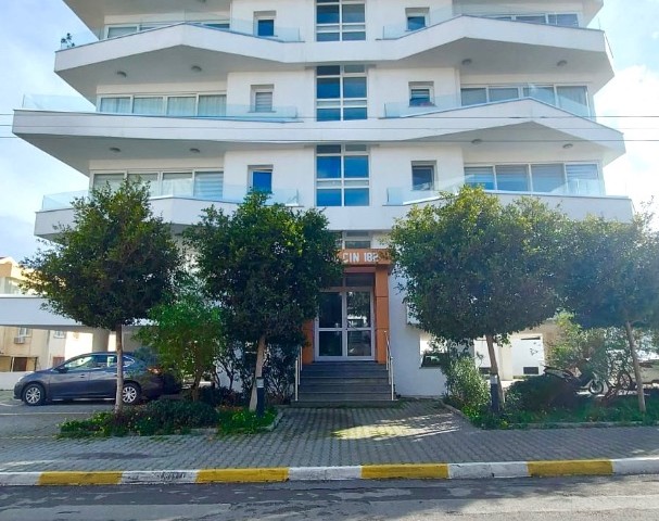 GIRNE ZENTRUM, IN DER NÄHE VON DENIZ, GIRNENIN ELITE KASKAR BEREICH, SUPER LUKS, MODERNE MIMARI, GERÄUMIG UND GERÄUMIG 2 + 1 DAIRE TEL: 05428671000 ** 