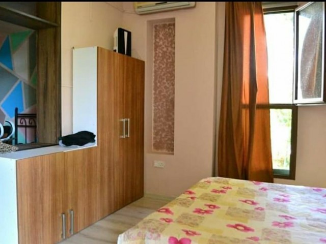 GIRNE KARAOGLANOGLU, SEA AND BEACH 100M, NEAR KAYA PALAZZO, GARDEN FLAT, CLOSE TO EVERYTHING ** 