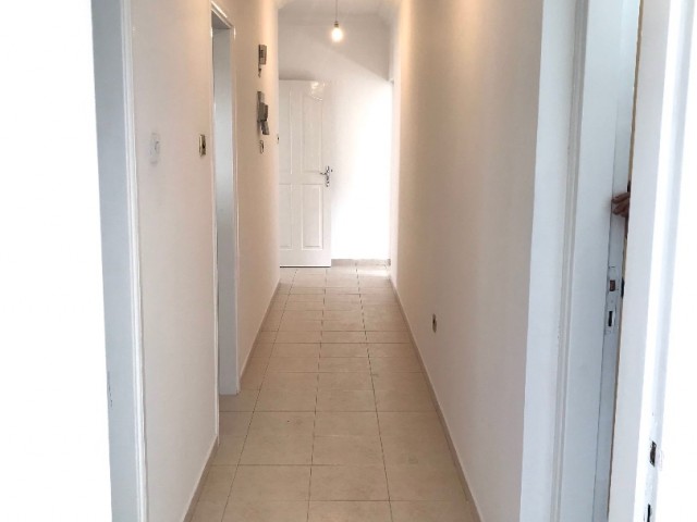 GIRNE CENTRAL , 185M2 PENTHOUSE , 50M2 TERRACE , SUPER LOCATION, CLEAN AND WELL MAINTAINED TEL: 05428671000 ** 