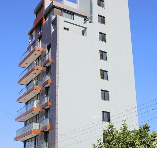 HERRLICHE 1+1 ;2+1 APARTMENTS, PENTHÄUSER UND VILLEN ZUR TÄGLICHEN MIETE IM ZENTRUM VON KYRENIA ** 