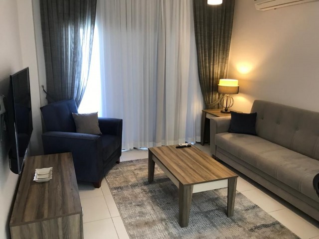 HERRLICHE 1+1 ;2+1 APARTMENTS, PENTHÄUSER UND VILLEN ZUR TÄGLICHEN MIETE IM ZENTRUM VON KYRENIA ** 