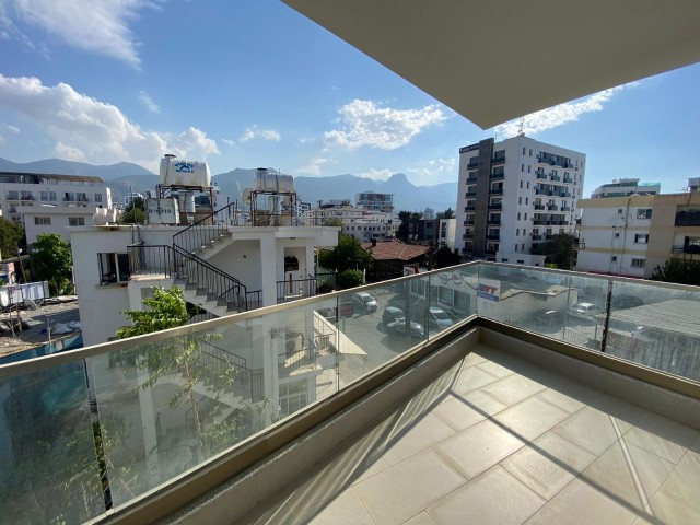 LARGE NEW 3+1 FLAT FOR SALE IN THE CENTER OF KYRENIA