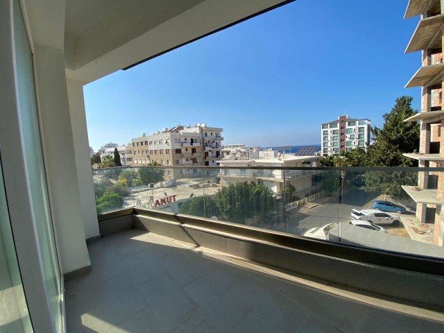 LARGE NEW 3+1 FLAT FOR SALE IN THE CENTER OF KYRENIA