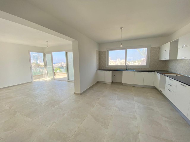 3+1 NEW FLAT FOR SALE IN KYRENIA CENTER