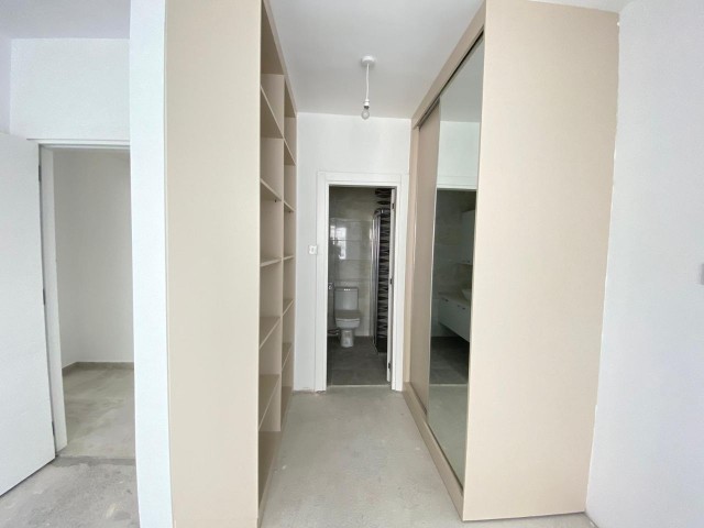 3+1 NEW FLAT FOR SALE IN KYRENIA CENTER