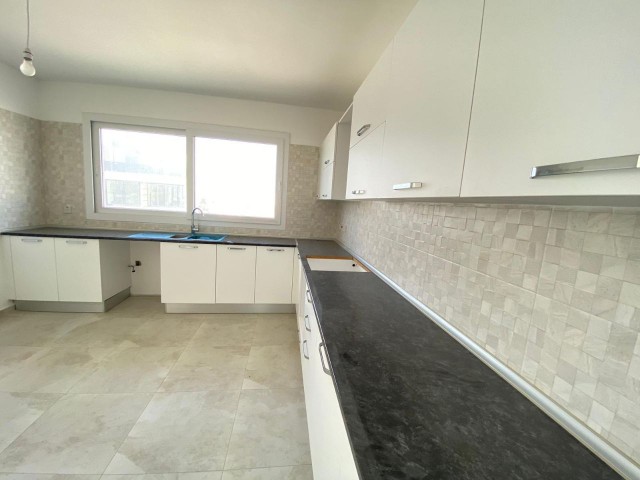 3+1 NEW FLAT FOR SALE IN KYRENIA CENTER