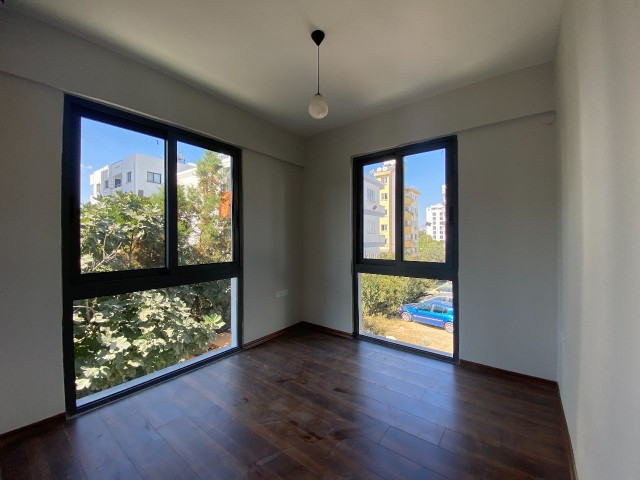 3+1 New Flats Ready To Move In Nicosia Yenikent