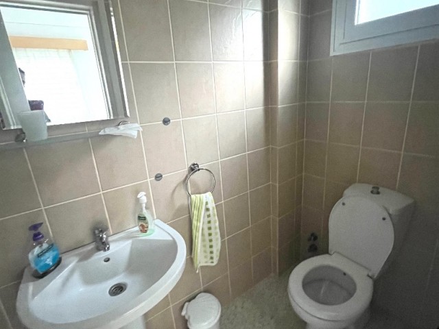 GIRNE LAPTA ,FIYAT DUSTU !!!!! 150000 GBP !!! 3 BUNGALOW  HAVUZLU SADECE 150000 GBP, DENIZ VE DAG MANZARALI  