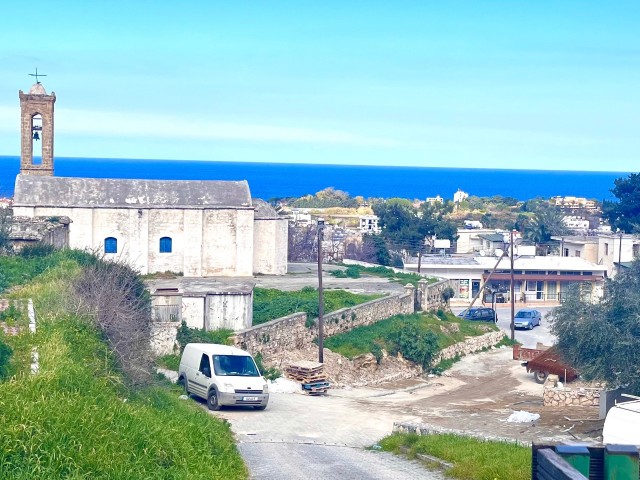 GIRNE LAPTA ,FIYAT DUSTU !!!!! 150000 GBP !!! 3 BUNGALOW  HAVUZLU SADECE 150000 GBP, DENIZ VE DAG MANZARALI  