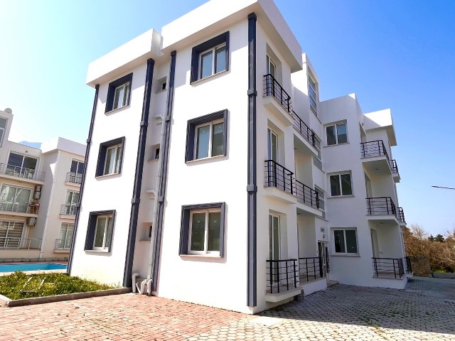 CIRNE LAPTA , NEWLY FINISHED READY , COMMUNAL POOL , 2+1 APARTMENT , CLOSE TO EVERYWHERE , SPACIOUS LIVING ROOM , MODERN KITCHEN CABINETS ,