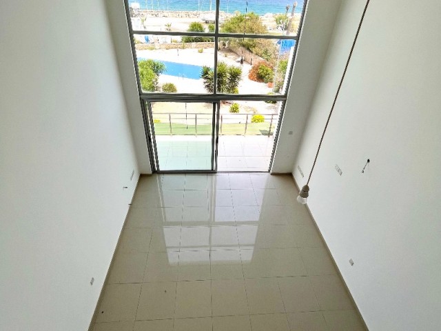 GIRNE LAPTA , BY THE SEA , BEAUTIFUL CONTEMPORARY  PENTHOUSE APARTMENT , GREAT VIEWS , VERY SPECIOUS , HUGE TERRACE AND BALCONY