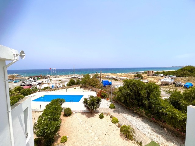 GIRNE LAPTA , BY THE SEA , BEAUTIFUL CONTEMPORARY  PENTHOUSE APARTMENT , GREAT VIEWS , VERY SPECIOUS , HUGE TERRACE AND BALCONY