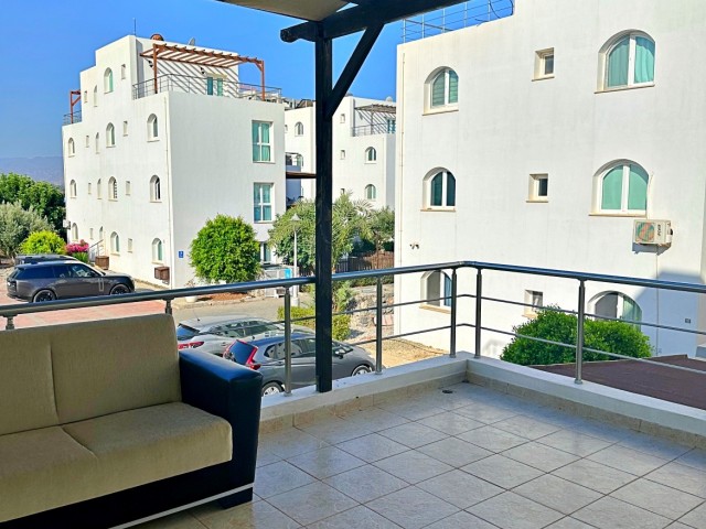 2-room apartment on the floor in the complex "Aphrodite" on the seafront in Gaziveren.