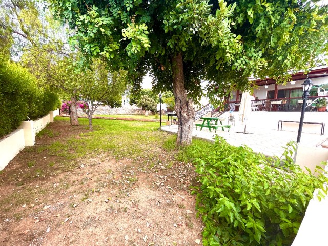 KYRENIA, CATALKOY - HUGE 4 BEDROOM DETACHED VILLA IN PRIME LOCATION CLOSE TO THE BEACH