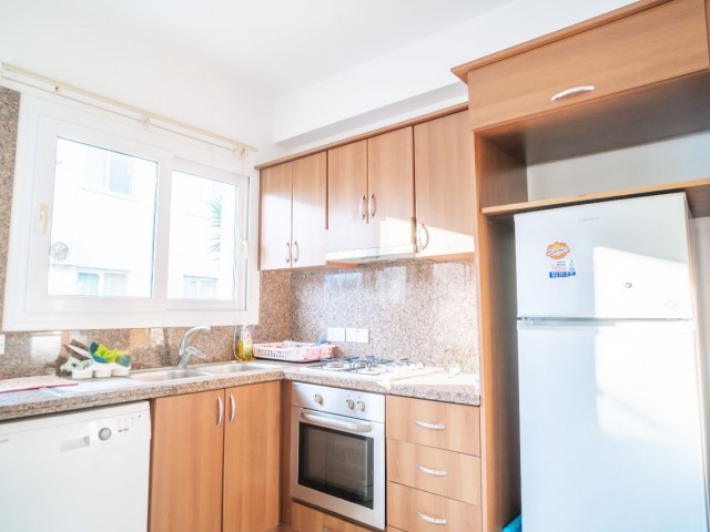 GIRNE, ALSANCAK - HOMELY 3+1 APARTMENT IN A GREAT LOCATION WITH POOL