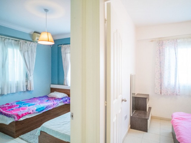 GIRNE, ALSANCAK - HOMELY 3+1 APARTMENT IN A GREAT LOCATION WITH POOL