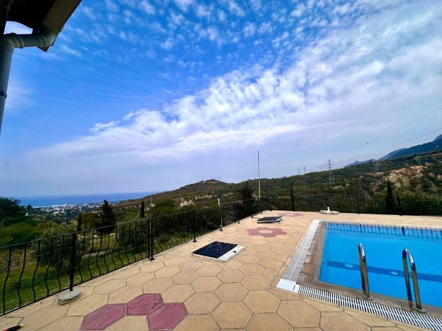 Villa with Private Pool for Sale in Kyrenia Ciglos Area