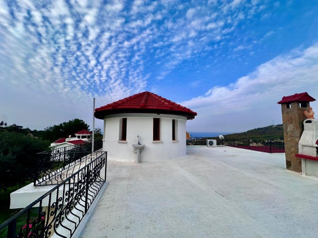 Villa mit privatem Pool zum Verkauf in der Gegend von Kyrenia Ciglos