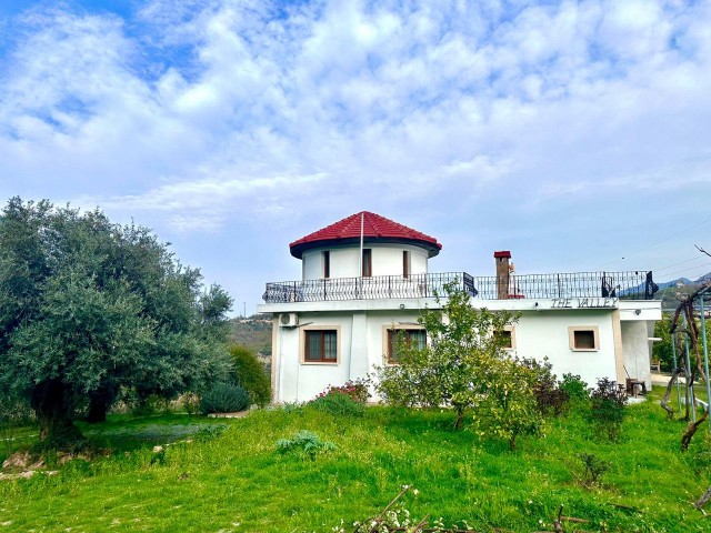 Villa mit privatem Pool zum Verkauf in der Gegend von Kyrenia Ciglos