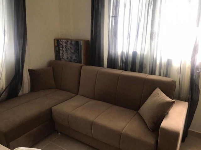 SPACIOUS 3+1 FLAT FOR SALE LOCATED BEHIND THE PRIMARY SCHOOLS IN GIRNE ALSANCAK