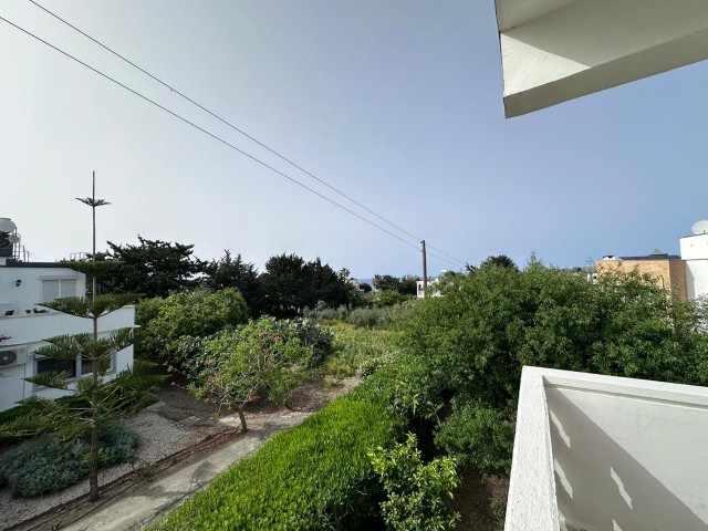 3+2 EINFAMILIENHAUS MIT GARTEN ZU VERMIETEN IN ALSANCAK