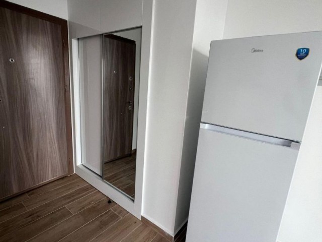 Bestes Angebot! Komplett neues Studio-Apartment mit freiem Meerblick.