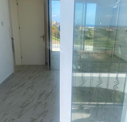 Şok fiyata 6+2 villa , Karşıyaka'da