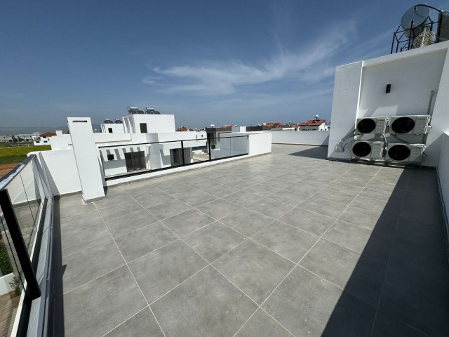 Smart home 3+1 New Luxe villa in Yenibogazici